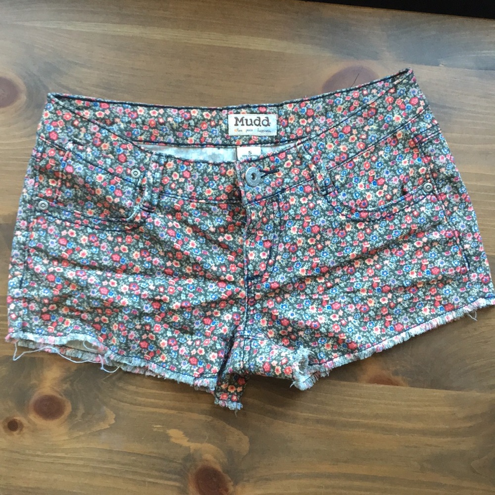 Fringed Mudd shorts